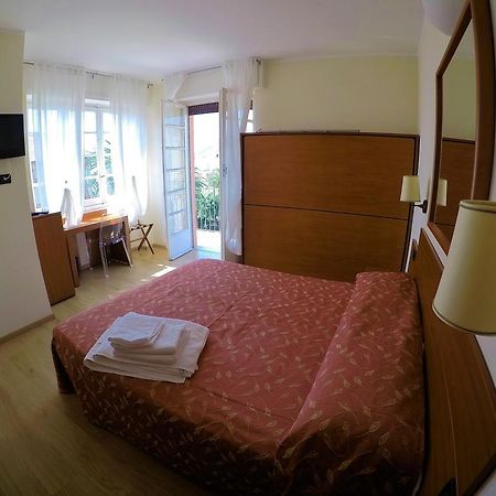 Hotel Mimosa Spotorno Luaran gambar