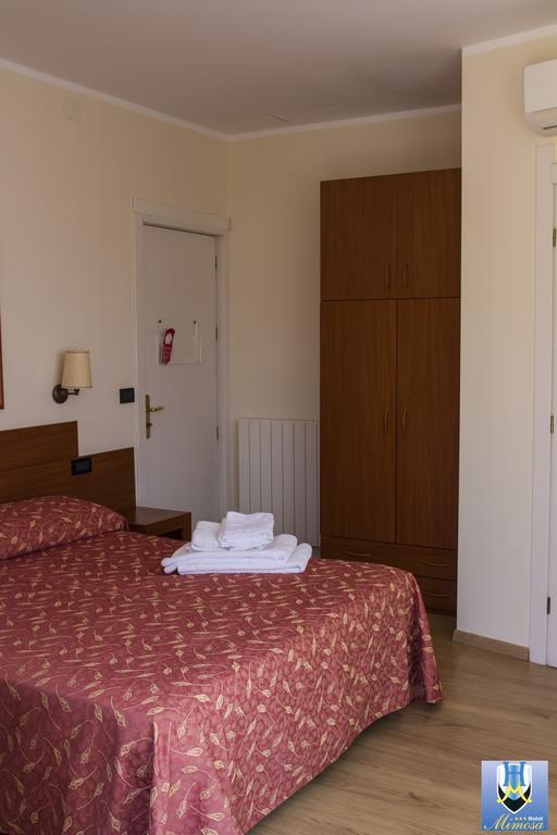 Hotel Mimosa Spotorno Luaran gambar