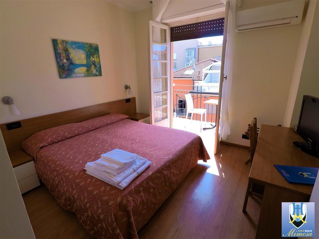 Hotel Mimosa Spotorno Luaran gambar