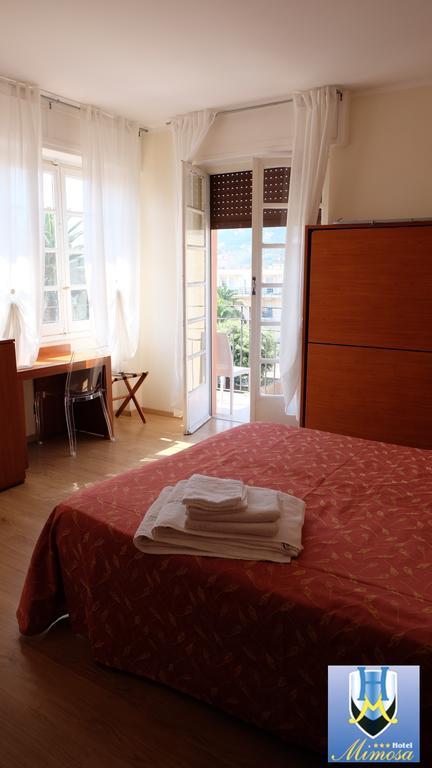 Hotel Mimosa Spotorno Luaran gambar